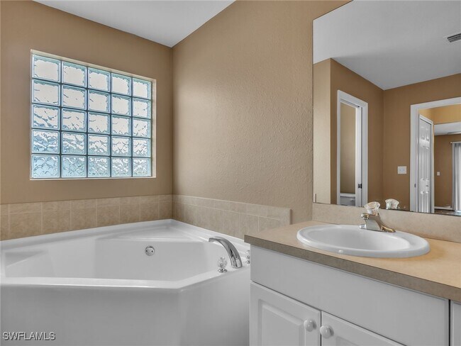 property at 906 SW 11th Pl