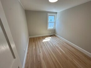 25 Kirkwood Rd in Boston, MA - Building Photo - Building Photo