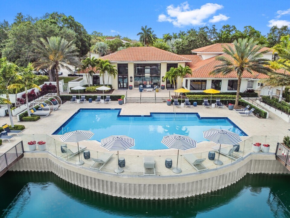 Arbor Oaks Apartments in Boca Raton, FL - Foto de edificio