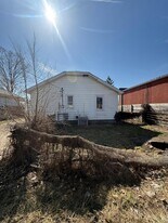 1236 E Clay St in Decatur, IL - Building Photo