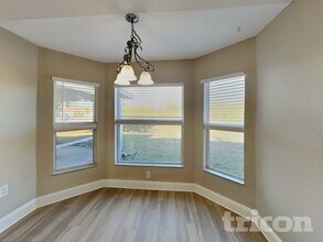 8606 Lisa Blvd in North Port, FL - Building Photo - Building Photo