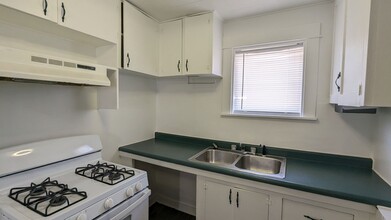 207 N 17th St in Council Bluffs, IA - Building Photo - Building Photo