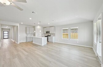 3415 Zilker Ln in Texas City, TX - Building Photo - Building Photo