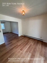 209 New York Ave in Harrisonburg, VA - Building Photo - Building Photo