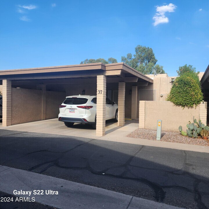 1217 N Miller Rd-Unit -37 in Scottsdale, AZ - Building Photo