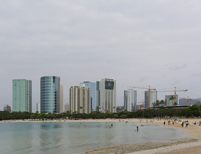 Casas en Alquiler en Ala Moana Kakaako con Estaciones de Carga EV ...