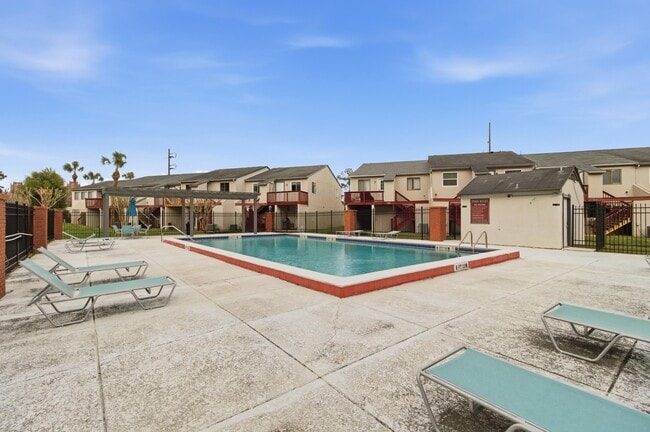 property at 1319 Airport Dr