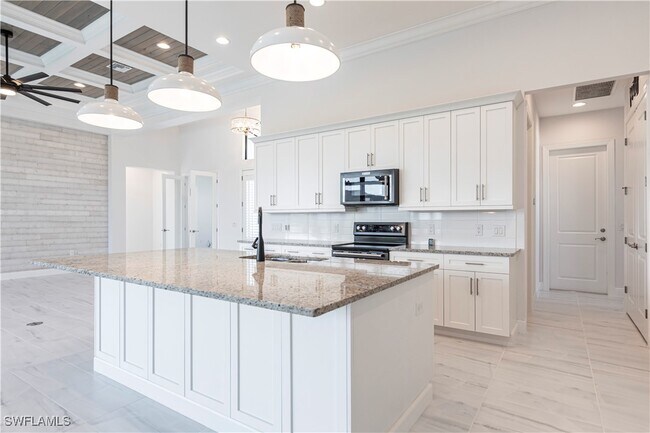 property at 3405 Gulfstream Pkwy