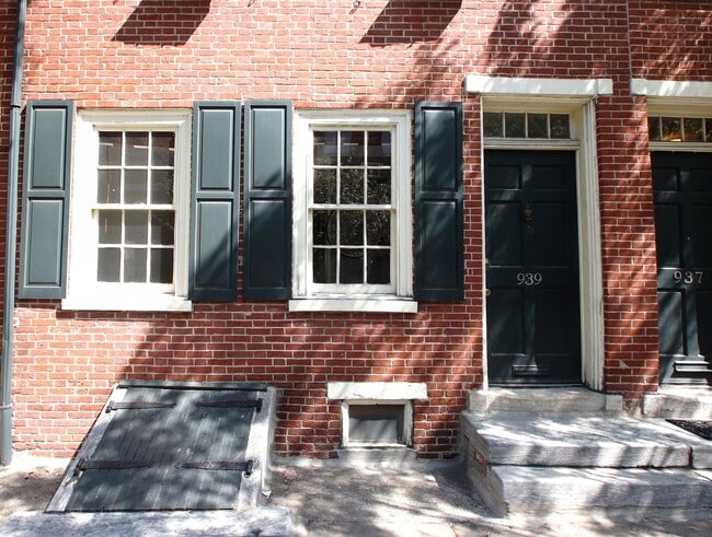 935 Lombard St, Unit 101