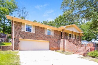 904 Glenvalley Dr in Birmingham, AL - Building Photo - Building Photo