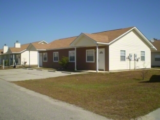Cambridge Cottages in Waveland, MS - Foto de edificio