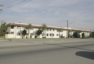 4317 Rosemead Blvd Apartments