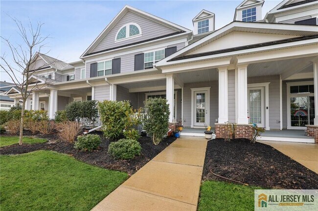 21 Hamilton Dr in Cranbury, NJ - Building Photo - Building Photo