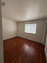 9 Raindrop Ct in Sacramento, CA - Building Photo - Building Photo