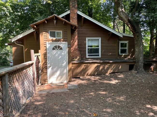 17 Chestnut Rd in Chatham Township, NJ - Building Photo - Building Photo