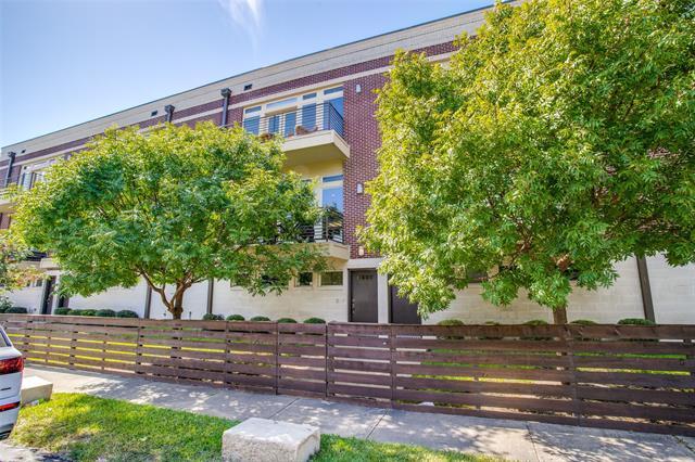 5711 Ross Ave in Dallas, TX - Building Photo - Building Photo