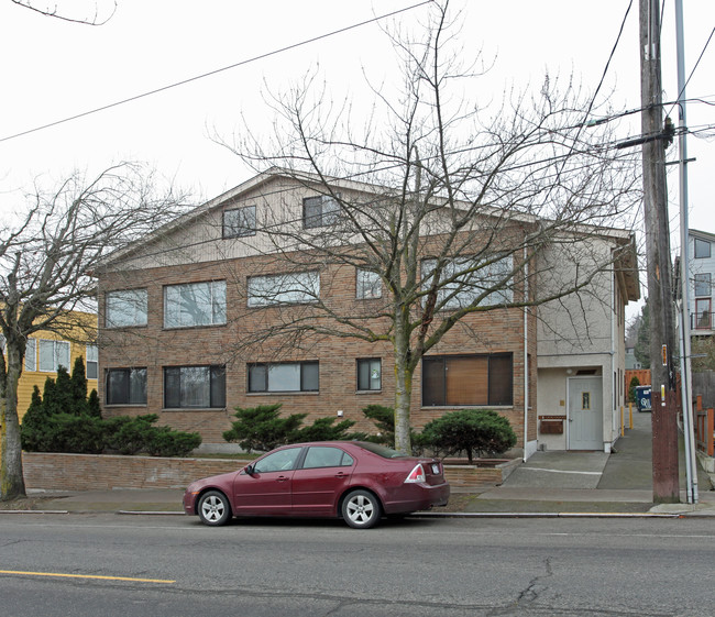 4207 Fremont Ave N in Seattle, WA - Building Photo - Building Photo