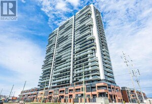 2545 Simcoe St N in Oshawa, ON - Building Photo