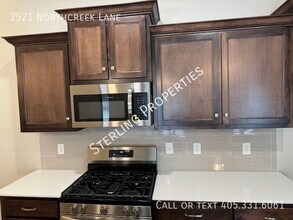 2521 Northcreek Ln in Oklahoma City, OK - Building Photo - Building Photo