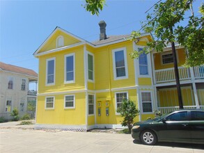 2801 Avenue H in Galveston, TX - Building Photo - Building Photo