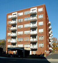 Jefferson Towers in Hackensack, NJ - Building Photo - Building Photo