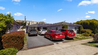 5522 Dorothy Dr in San Diego, CA - Building Photo