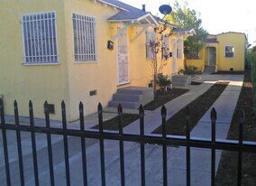 1134 1/2-1134 1/2 E 81st St in Los Angeles, CA - Building Photo