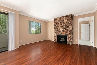 12954 Riverside Dr in Los Angeles, CA - Building Photo - Building Photo