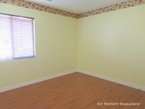 3411 Amethyst Glen Ct in Las Vegas, NV - Building Photo - Building Photo