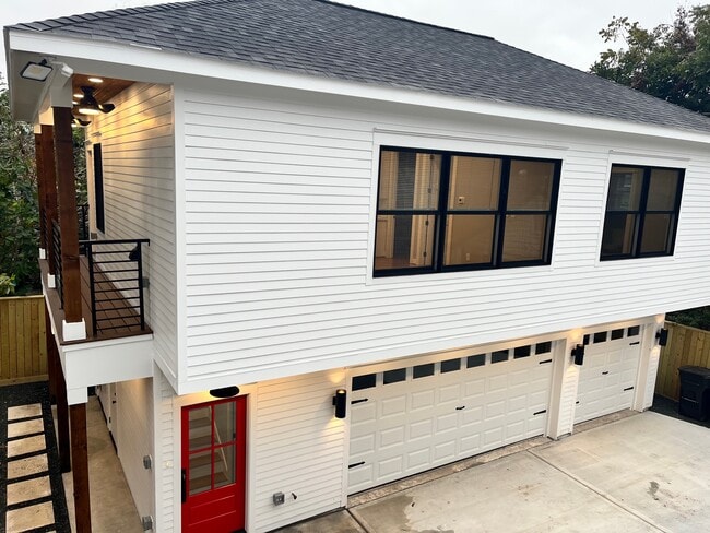 1928 Harold St, Unit 3