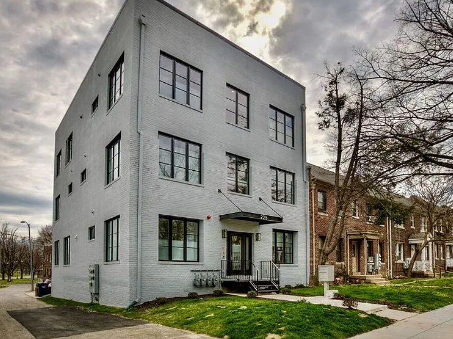 225 20th St NE in Washington, DC - Building Photo
