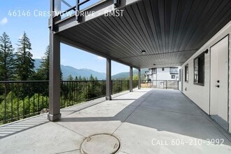 46146 Crestview Dr in Chilliwack, BC - Building Photo - Building Photo