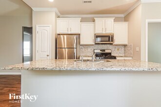 383 W Park Dr in Fultondale, AL - Foto de edificio - Building Photo