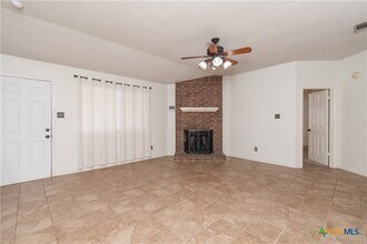 5104 Glenoak Dr in Killeen, TX - Building Photo - Building Photo