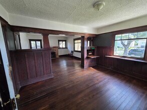 631 Fischer St, Unit Front House in Glendale, CA - Foto de edificio - Building Photo