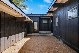 318 W Rosewood Ave in San Antonio, TX - Building Photo - Building Photo
