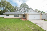 1379 Newhope Rd in Spring Hill, FL - Building Photo - Building Photo