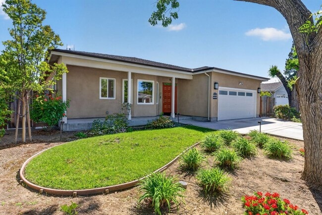 18270 Baylor Ave in Saratoga, CA - Building Photo - Building Photo