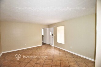 18014 NW 78th Pl in Hialeah, FL - Building Photo - Building Photo