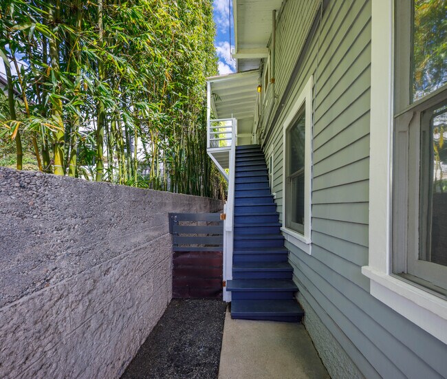 1100 Coronado Ter, Unit 1104 in Los Angeles, CA - Foto de edificio - Building Photo