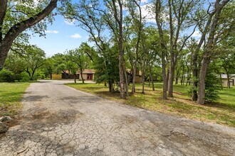 12203 Conrad Rd in Austin, TX - Building Photo - Building Photo