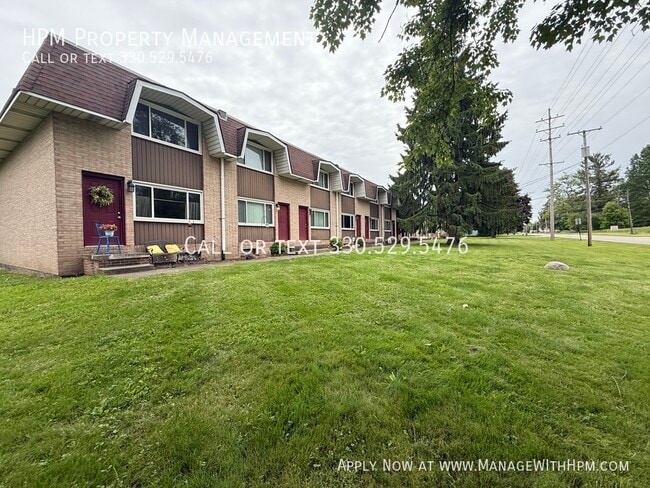 232 Northwest Ave in Tallmadge, OH - Building Photo - Building Photo