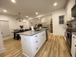 1279 Burrow Cir in Opelika, AL - Building Photo - Building Photo