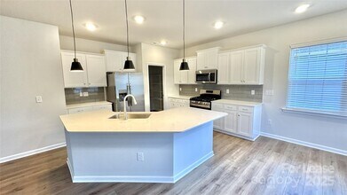 1612 Swallow Tail Dr in Belmont, NC - Building Photo - Building Photo