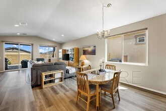 1380 Warbler Wy in Prescott, AZ - Building Photo - Building Photo