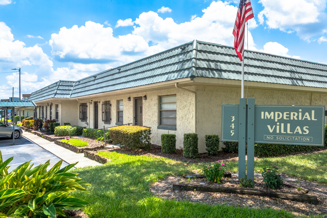 Imperial Harbours in Winter Haven, FL - Foto de edificio