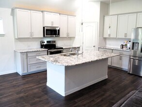 11512 White River Dr in Krugerville, TX - Building Photo - Building Photo