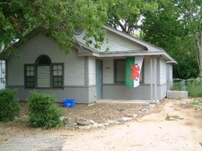 5610-5616 Jeff Davis Ave in Austin, TX - Building Photo - Other