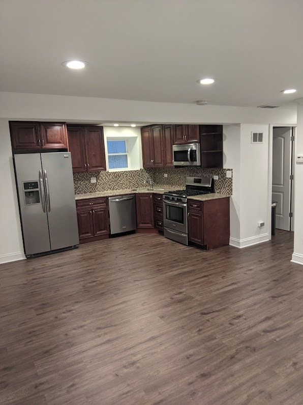 3345 W Cullom Ave, Unit G in Chicago, IL - Building Photo - Building Photo