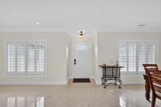 1206 Dolphin Rd in West Palm Beach, FL - Building Photo - Building Photo